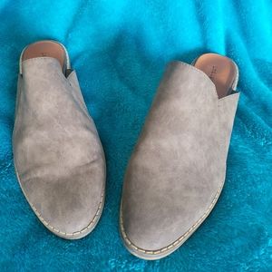 Indigo rd sz 9 mule, suede